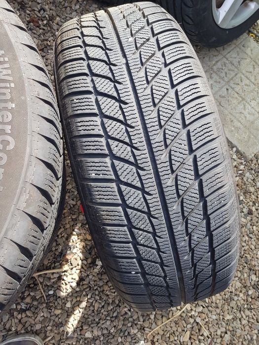 Cauciucuri Mixte iarna -vara 225 55 17 sau 215 60 17