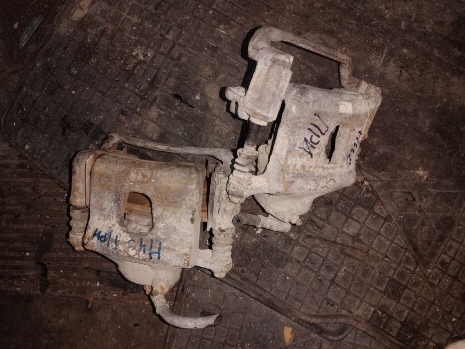 Тормозной суппорт Ниссан примера р10