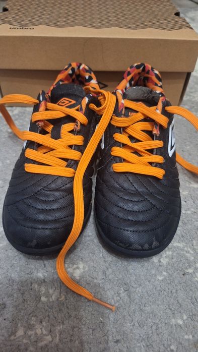 Детски футболни обувки Umbro