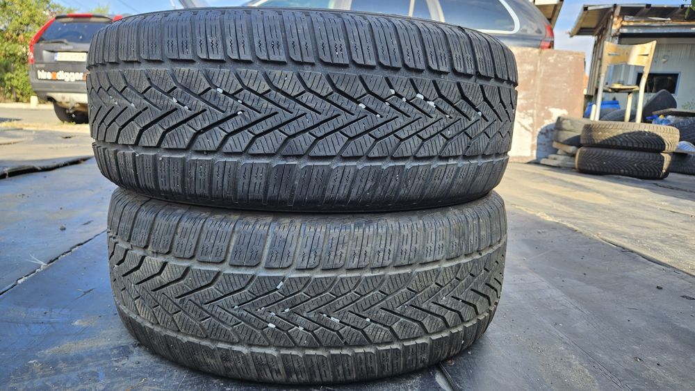 Гуми 225 55 17 семперит
