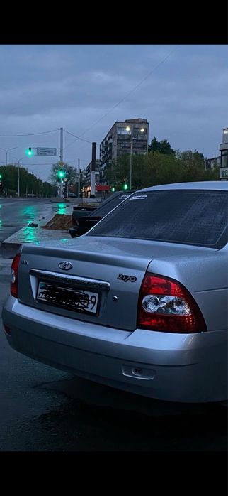 Продам передний задний бампер приора 1