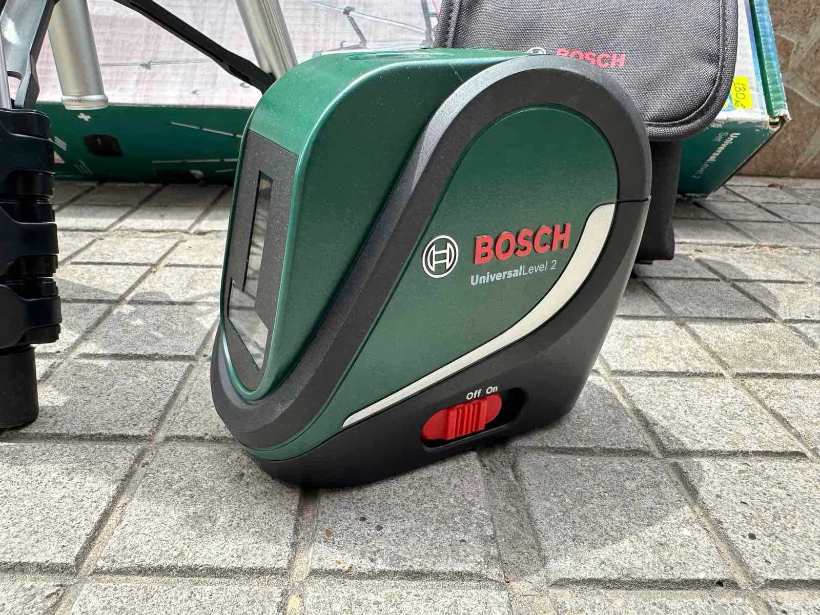 Лазерен нивелир с кръстосани линии и отвес Bosch UniversalLevel 2, 10м
