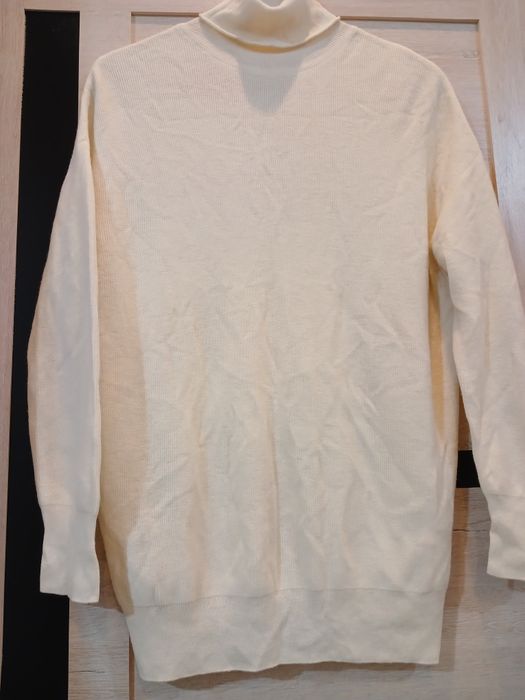 Корейская стильная водолазка. Koreyskiy stilniy vodolazka