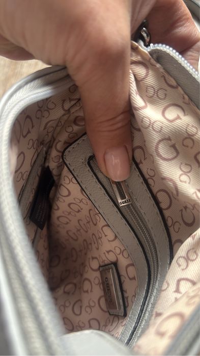 GUESS дамска чантичка