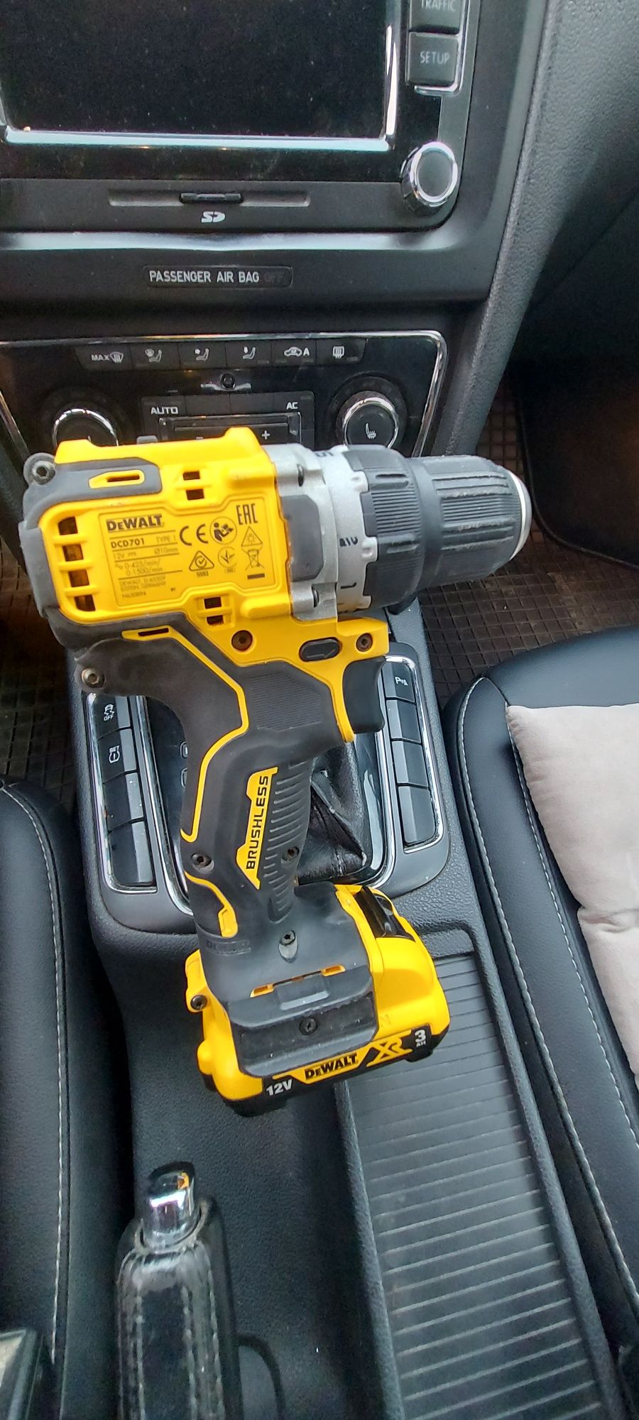 Dewalt DCD 701 12 v