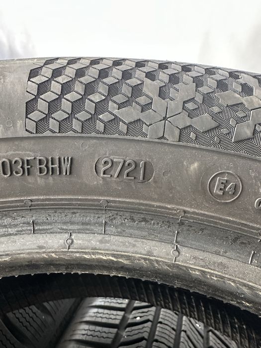 225/55/17 Continental dot21