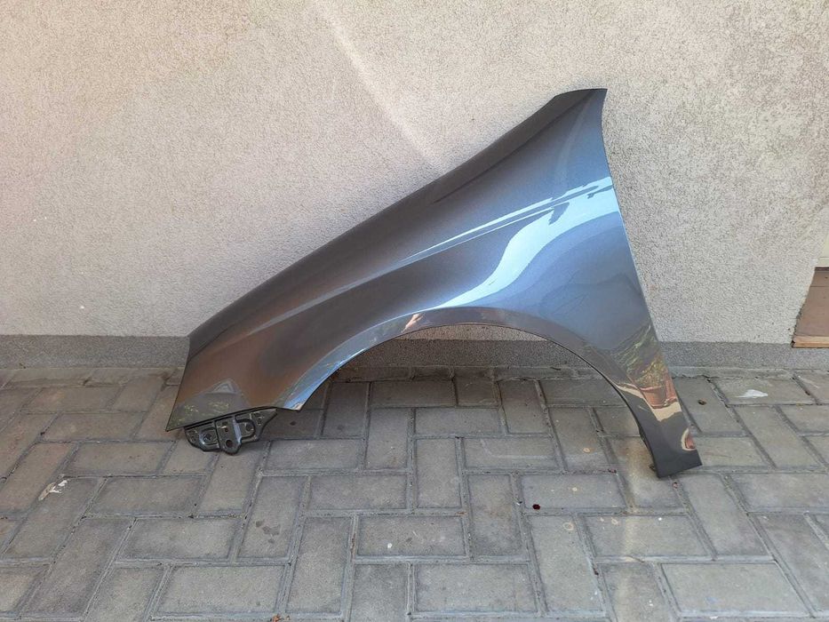 Aripa Fata Stanga VW Jetta 3 III An 2005-2011 Vopsita Gri Inchis