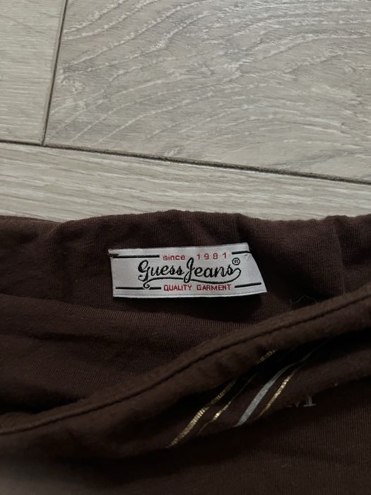 Y2k/vintage guess top