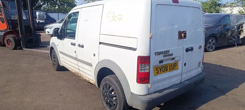 Dezmembrari / Dezmembrez Ford Connect 1.8 T18DC4X cutie viteze manuală 5 trepte cod culoare Frozen White