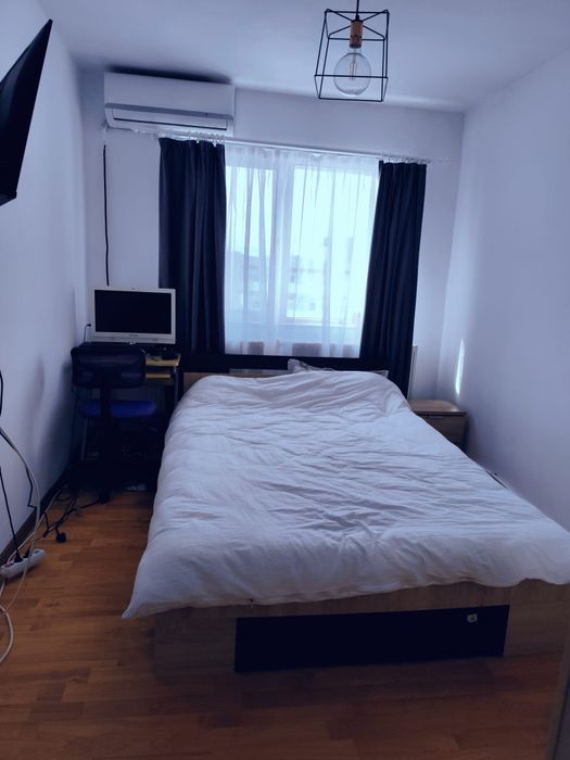 ofer spre vanzare apartament cu 3 camere