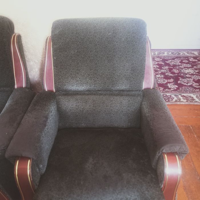 Креслом зелёный свет