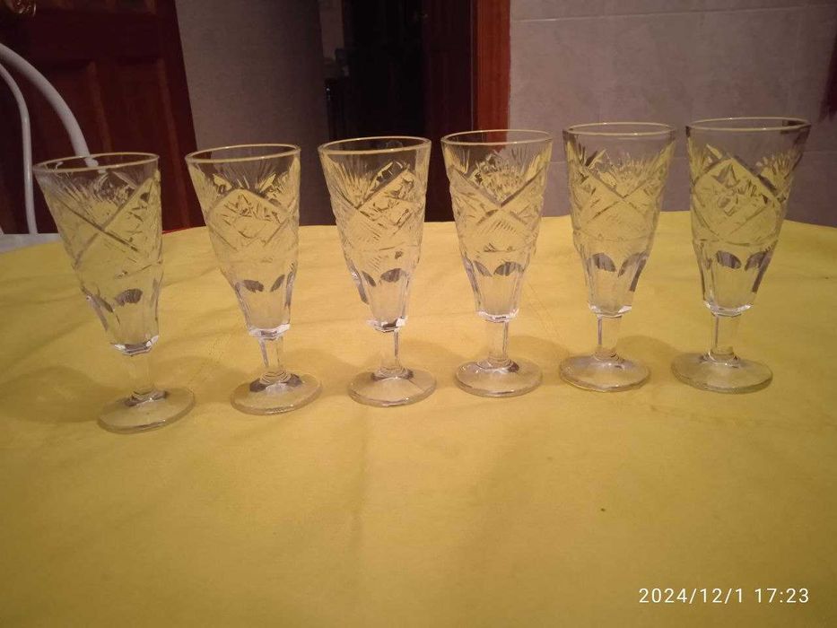 Хрустальные рюмки , настоящий советский  хрусталь , 6 шт ,   11 см