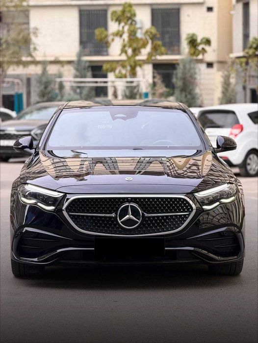 Mercedes - Benz E300