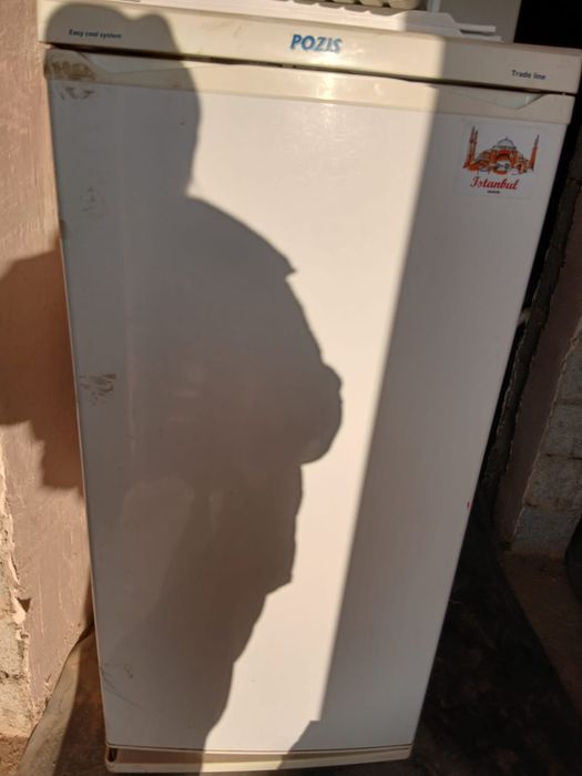 Холодильник и газовая плита