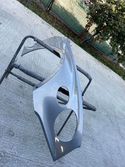 Vand Aripa Bentley Continental