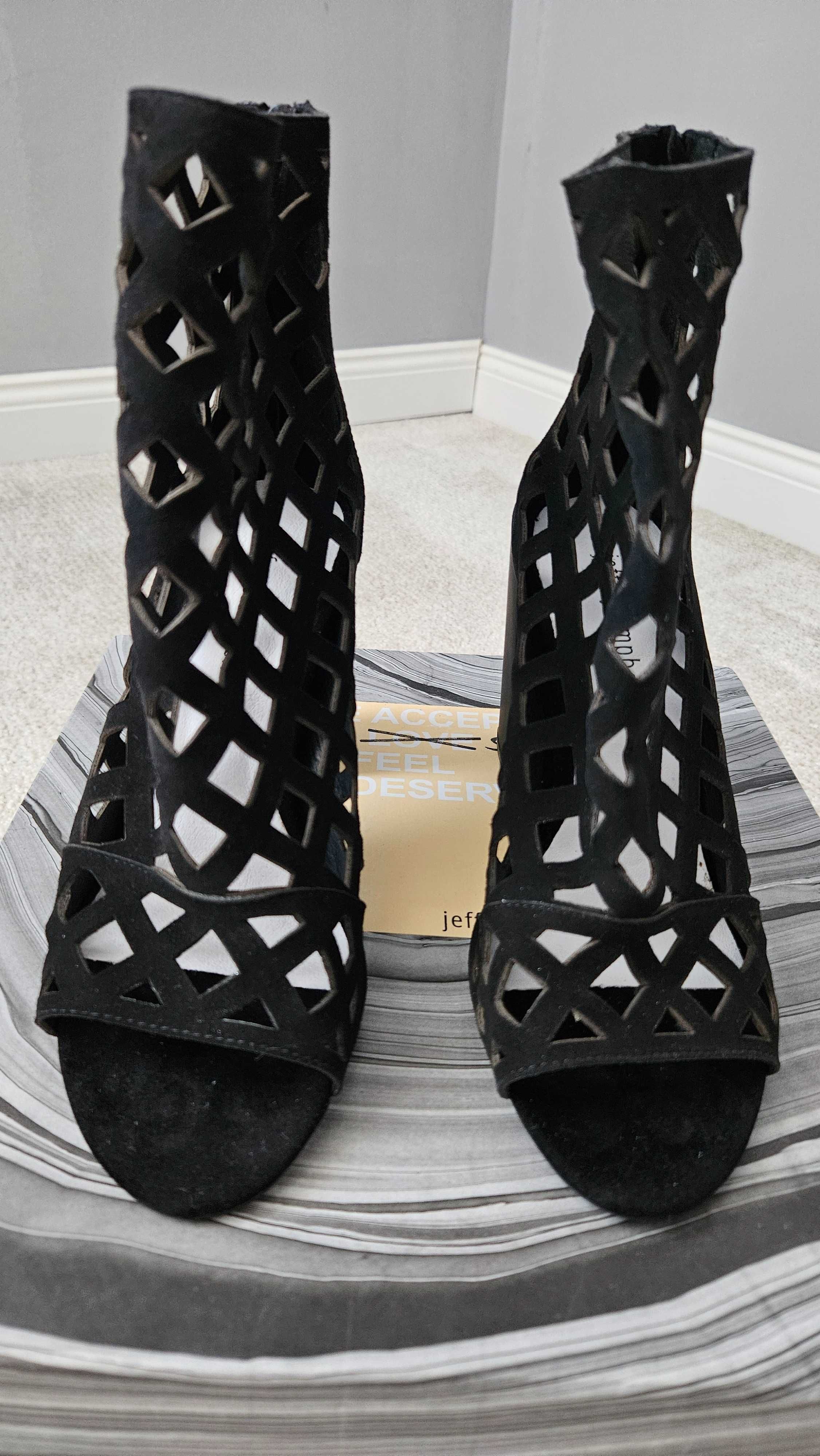 Sandale negre Jeffrey Campbell