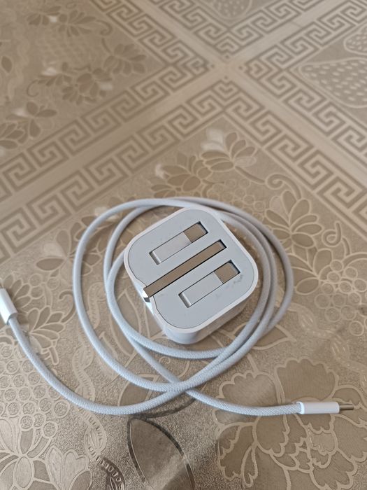 Iphone 17pro max kabeli