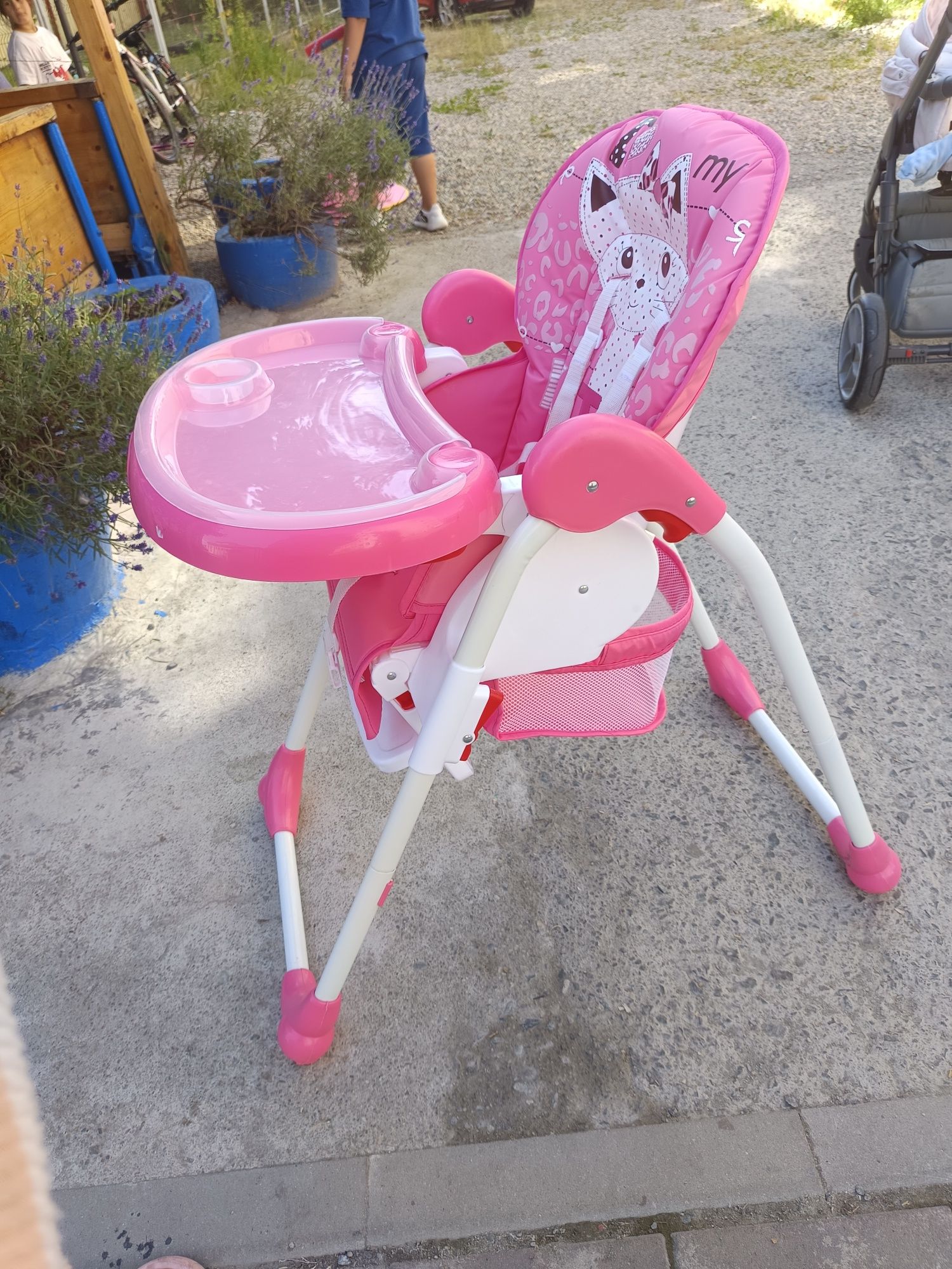 Scaun de masa bebeluși