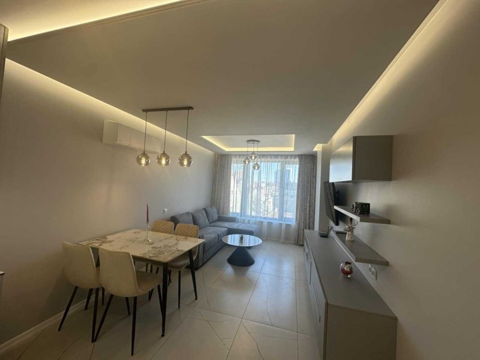 Двустаен ап. под наем в Център ЦУМ