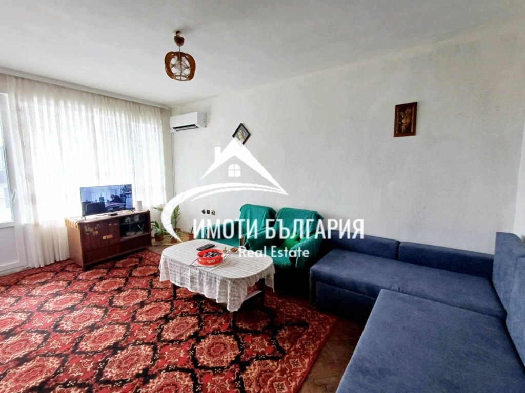 Продава се Тристаен апартамент в Карлово - 60 кв.м за 1097 €/кв.м - Снимка #1