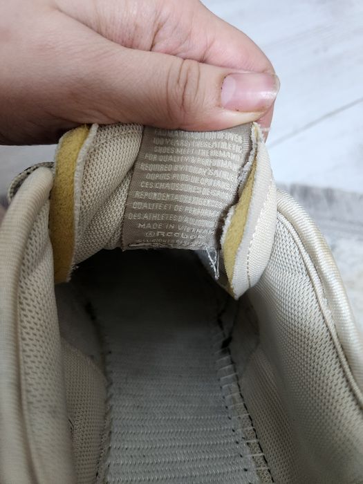 Муржские кросовки 44 размера Reebok Вьетнам