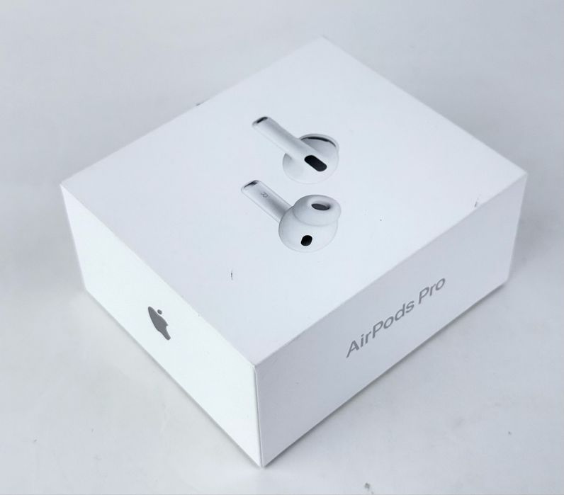 НОВИ! Apple Airpods Pro 3nd Gen 2025 USB-C слушалки Гаранция!