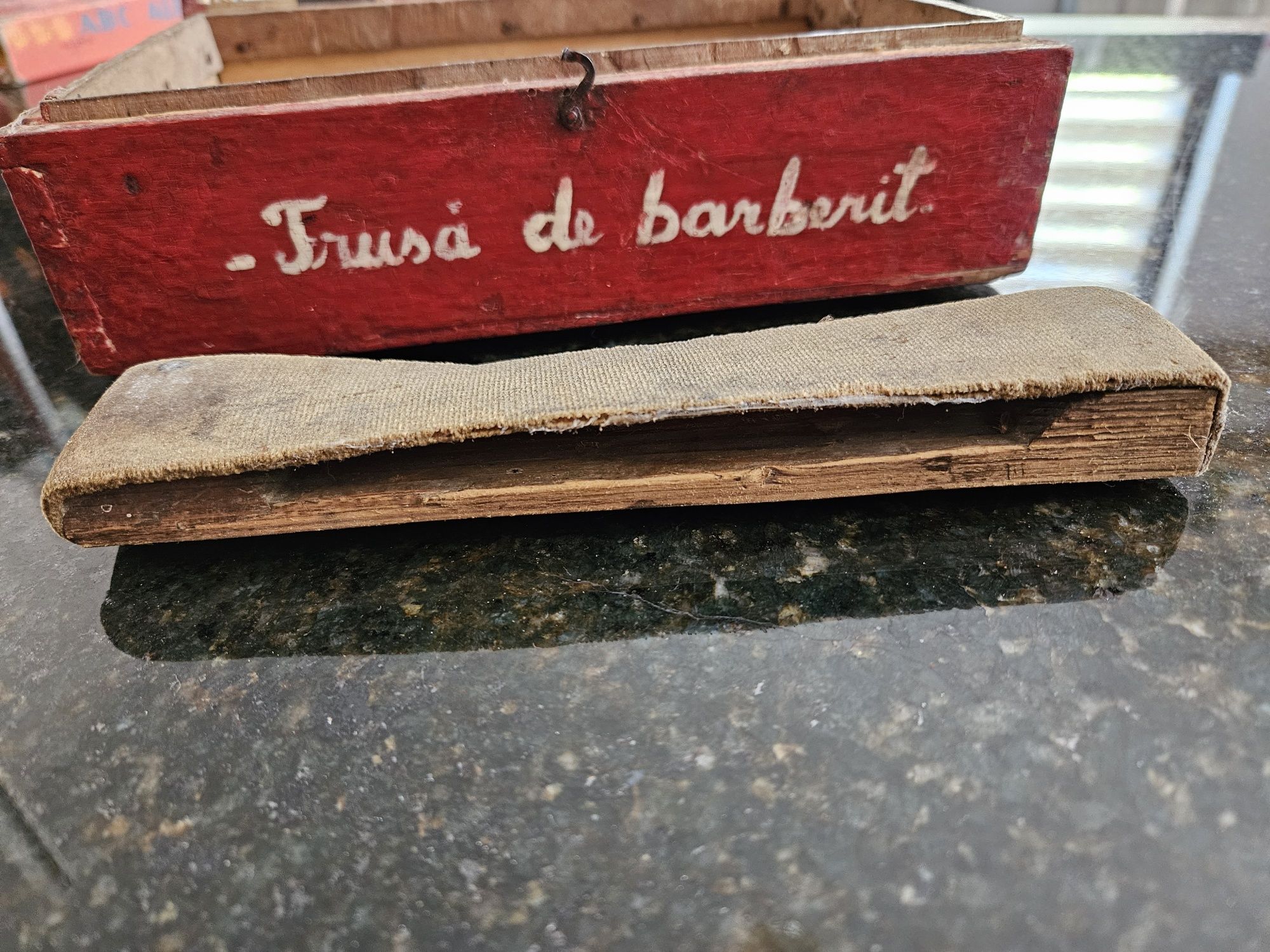 Trusa barbierit vintage Barber Shop