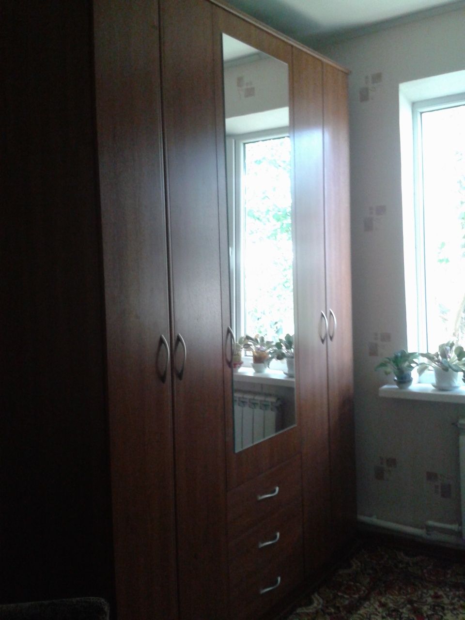 Продам шкаф для одежды
