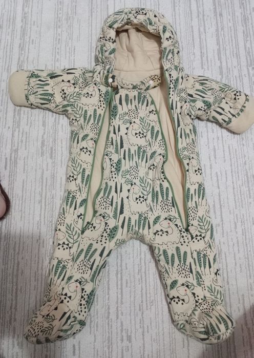 Продам демисезонный комбинезон