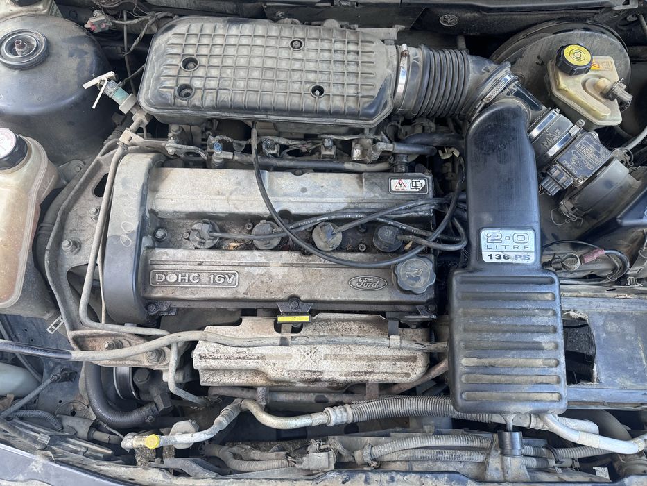 Ford Mondeo 2.0i 16v 136hp 1996г На Части