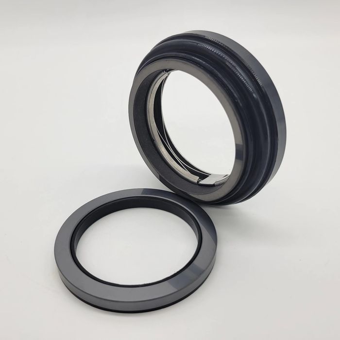 Аксиалное торцевое уплотнение