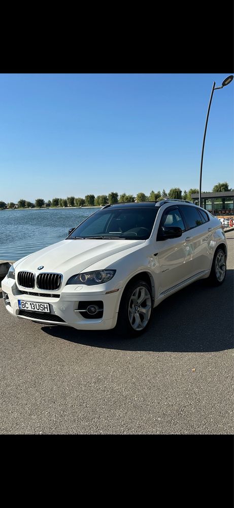 BMW X 6.