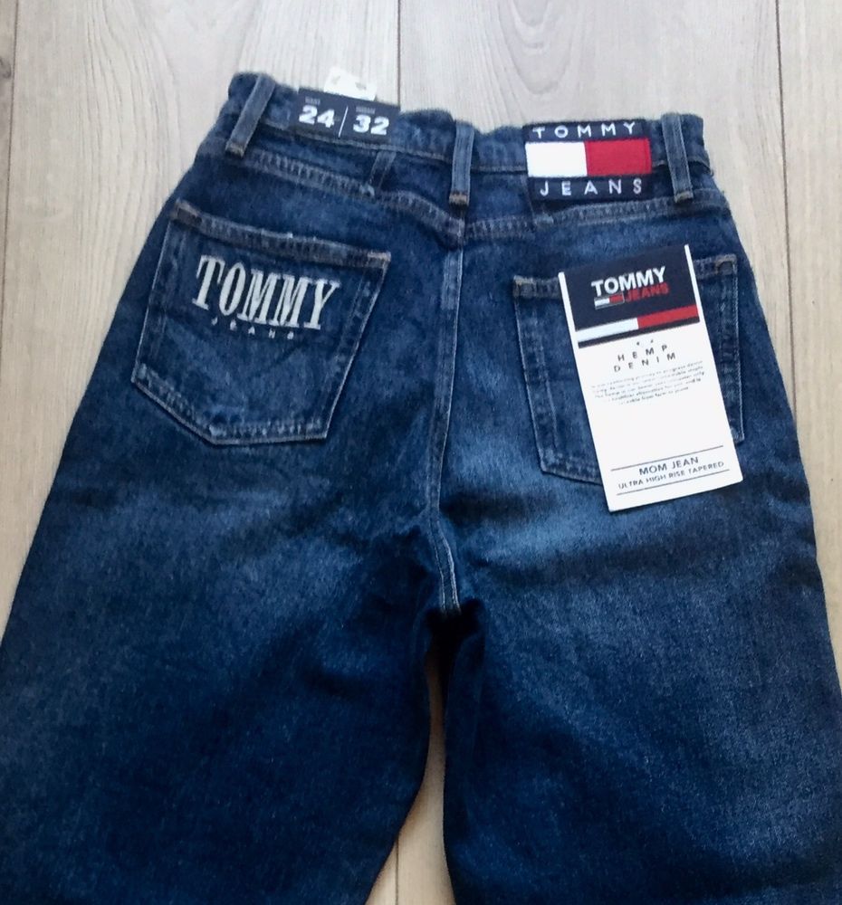 TOMMY jeans mom fit