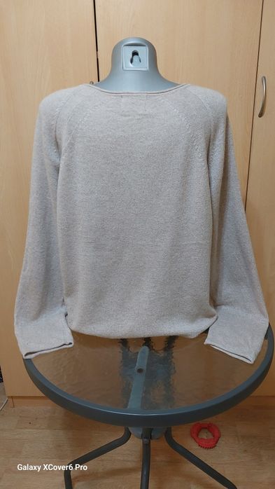 кашмирена жилетка CULTUPE.70%кaшмир.Размер XL.