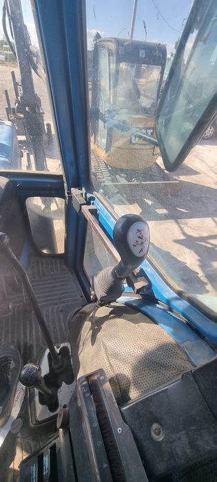 Ford 7810 cu încărcător