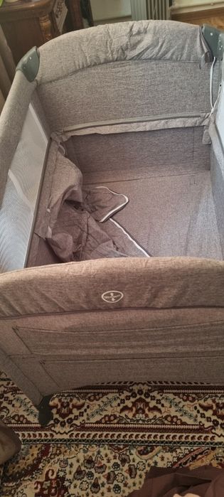 Продам манеж в отличном состоянии