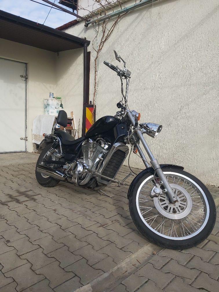 Suzuki intruder VS 52 B 805cc