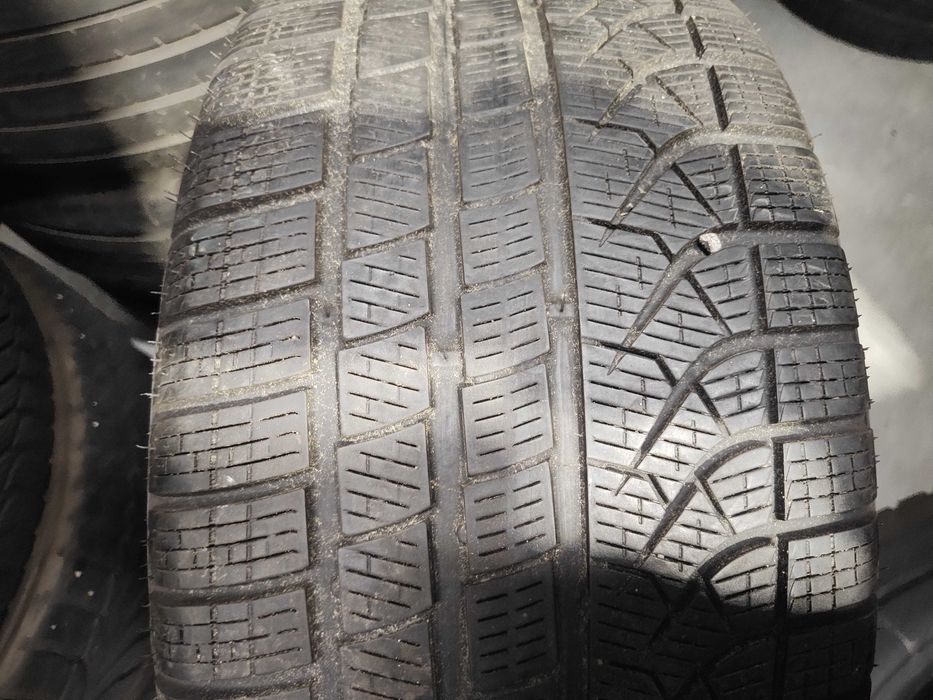 4бр. зимни гуми 245/40/19-275/35/19 Pirelli спорт пакет