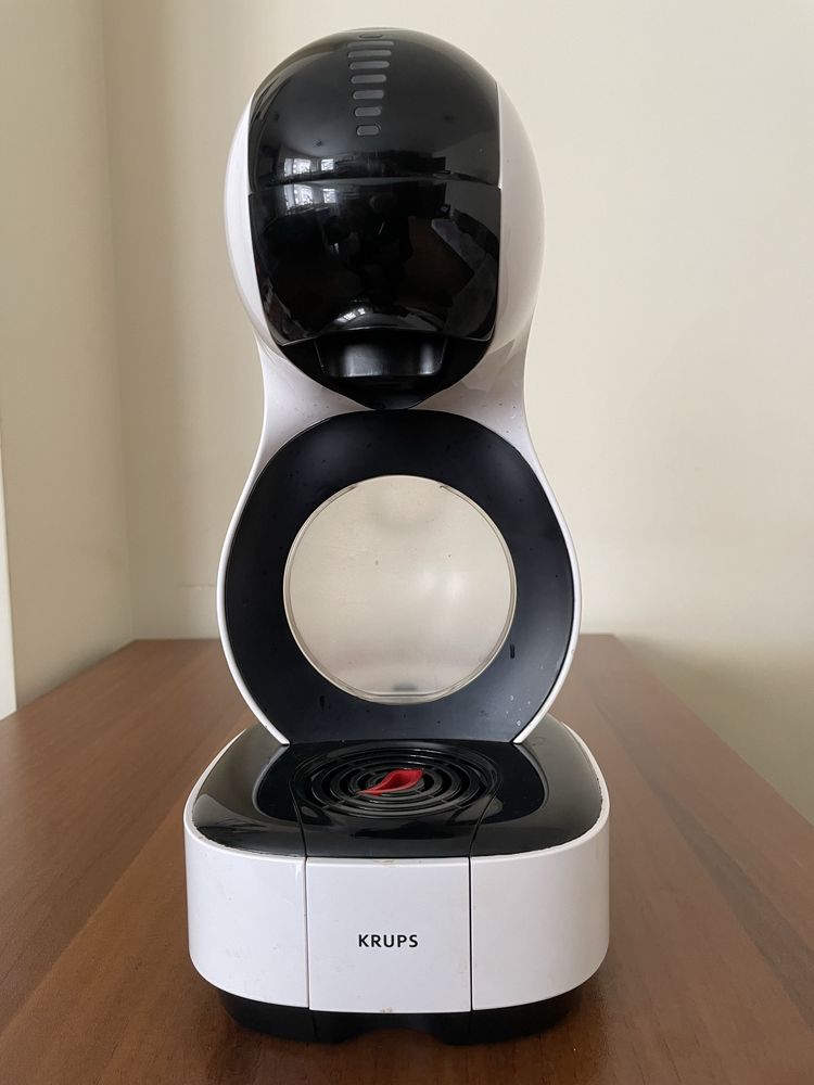Продавам кафемашина на капсули Krups Dolce Gusto