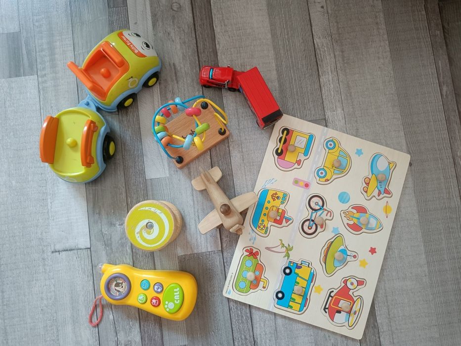 Jucării copii 0-4 ani