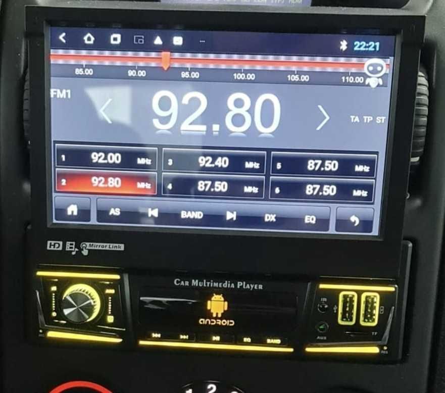 Navigatie Android 1DIN Universala Ecran Retractabil 1-4GB RAM