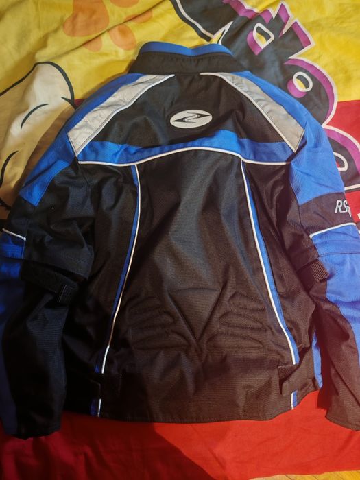 Мото яке RS Pro размер подходящ за деца от 8-9