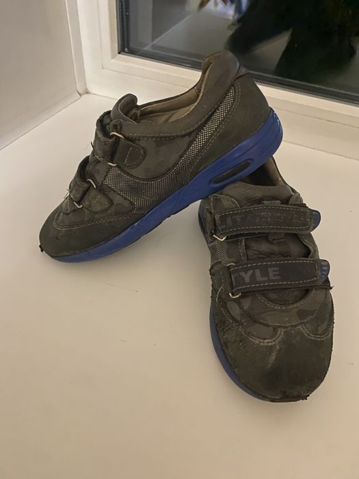 Ортопедические кроссовки