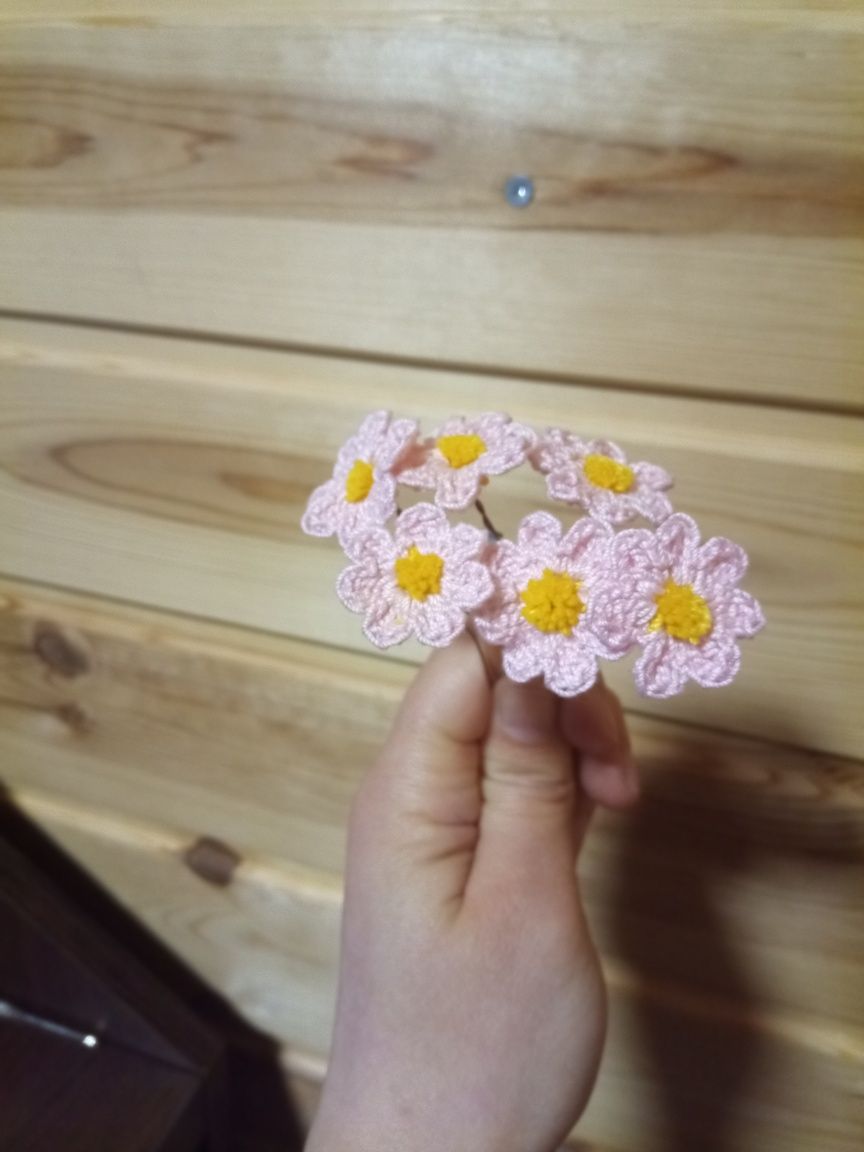 Цветя плетени на една кука