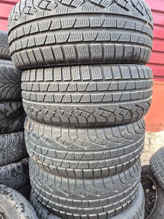 4 Anvelope de IARNA - 225/45/17 - PIRELLI - CA NOI 7 MM DOT 2014 !