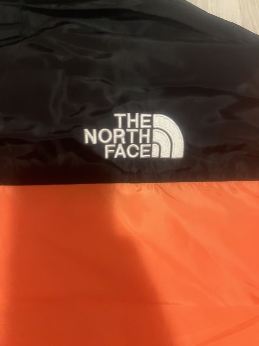 Geacă The North Face portocalie