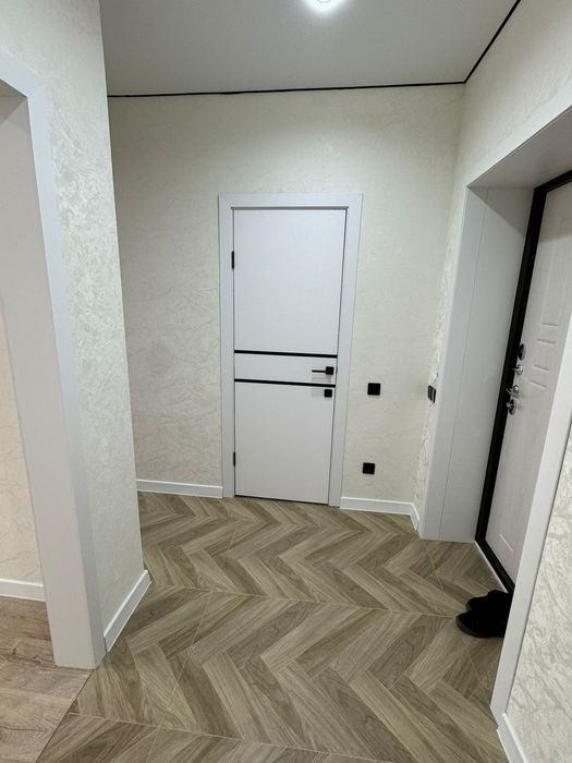 Продаётся 1 комн 10 мкрн 19,5млн