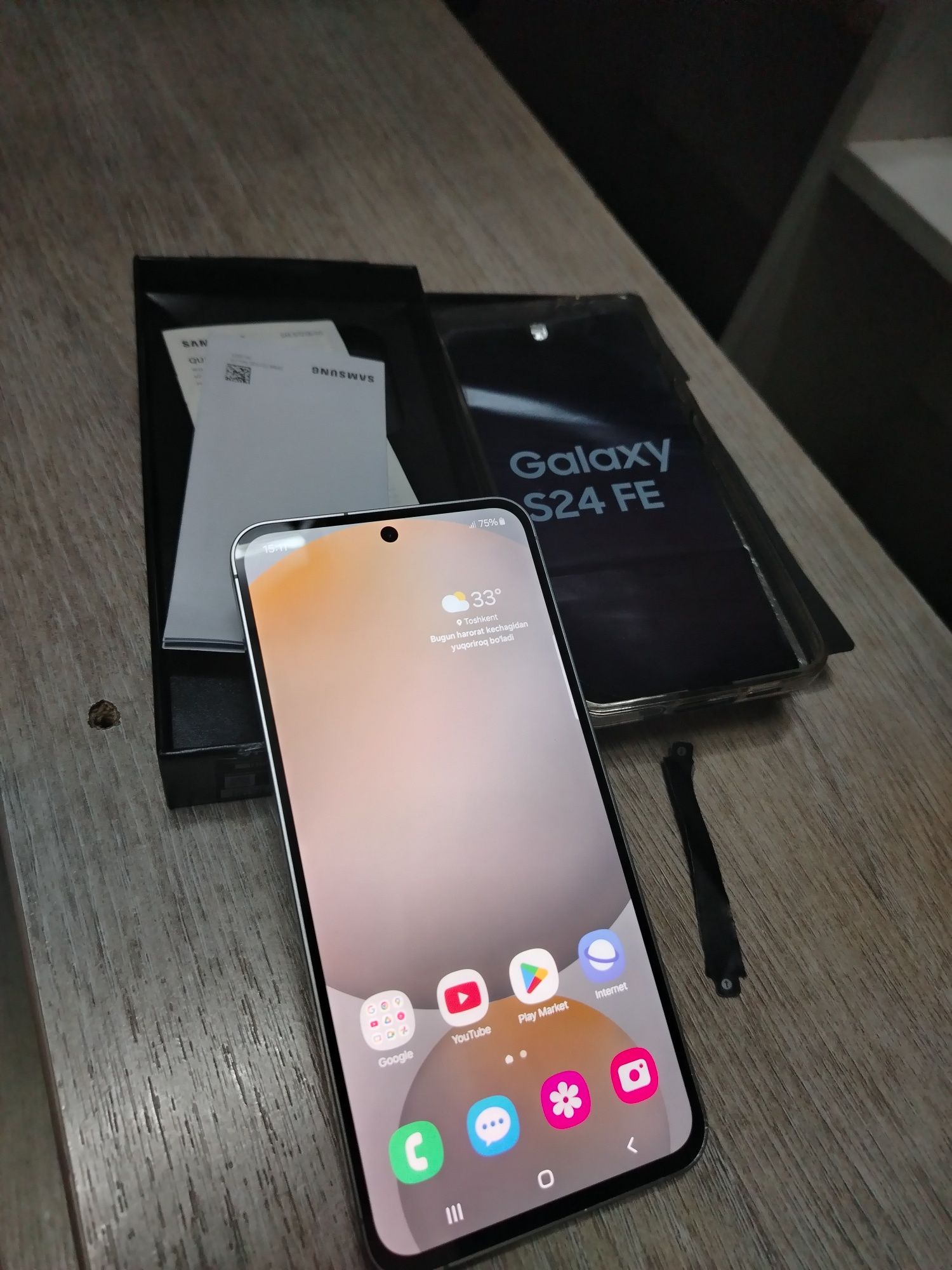 Galaxy S24 FE holati ideal yengi