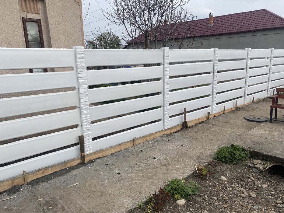 Placi Gard si stalpi de marmură