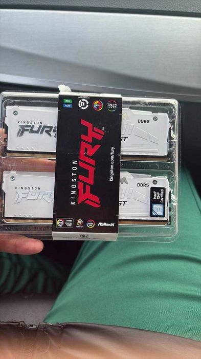 Kingston 32 ram ddr5 X2